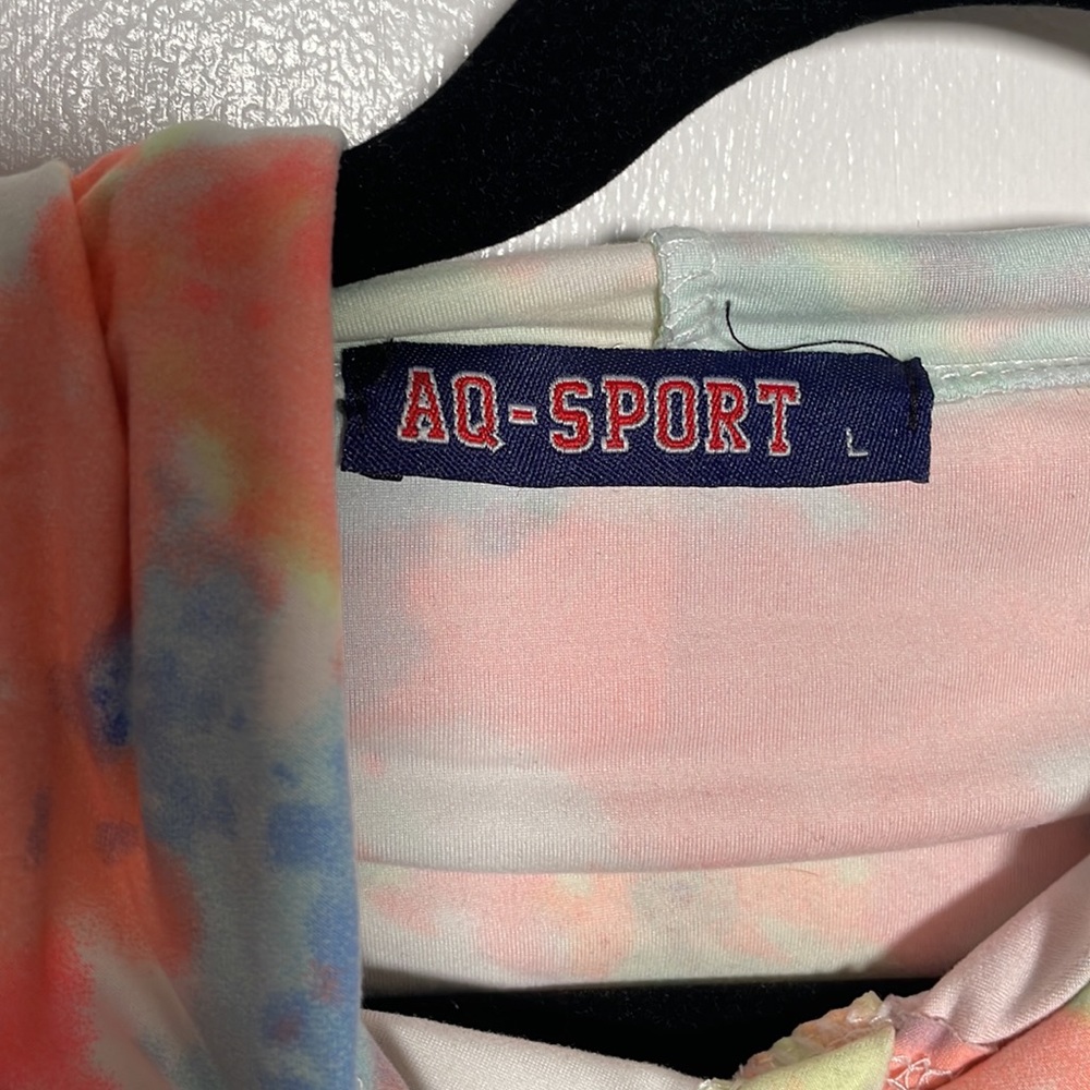 Crop - Picture 3 of 3